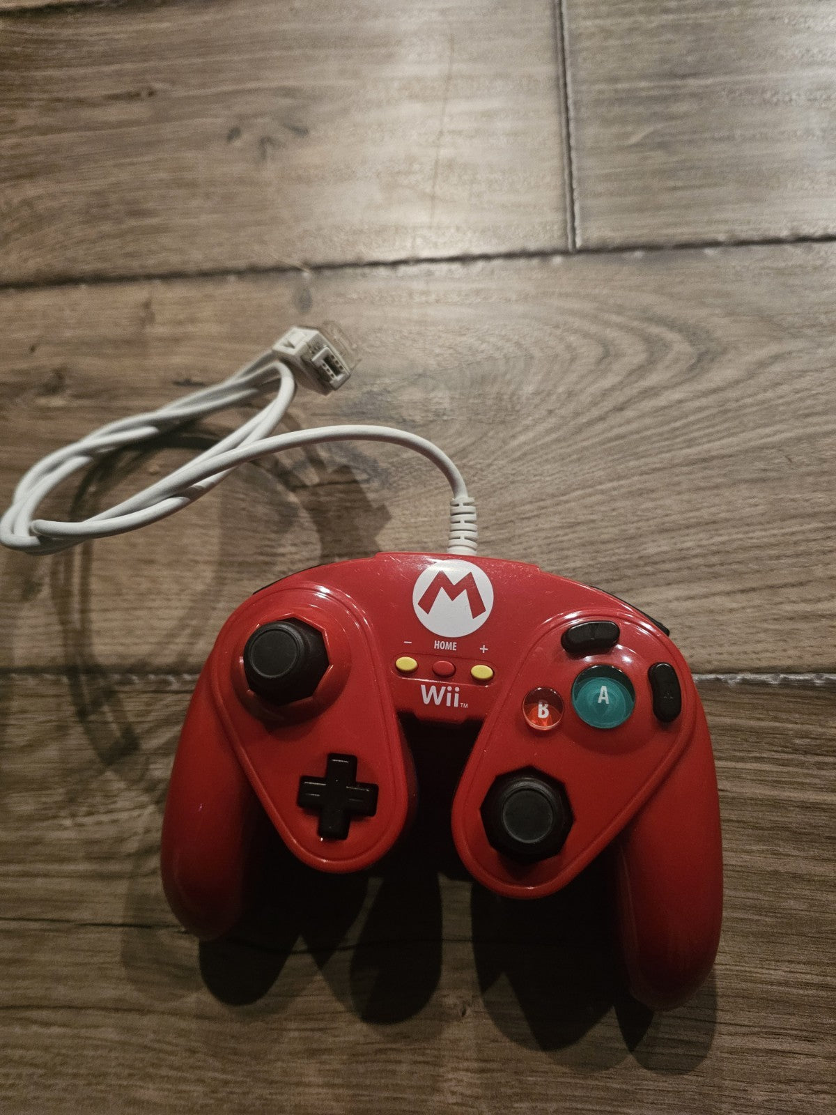 Nintendo Wii U Mario Fight Pad Controller
