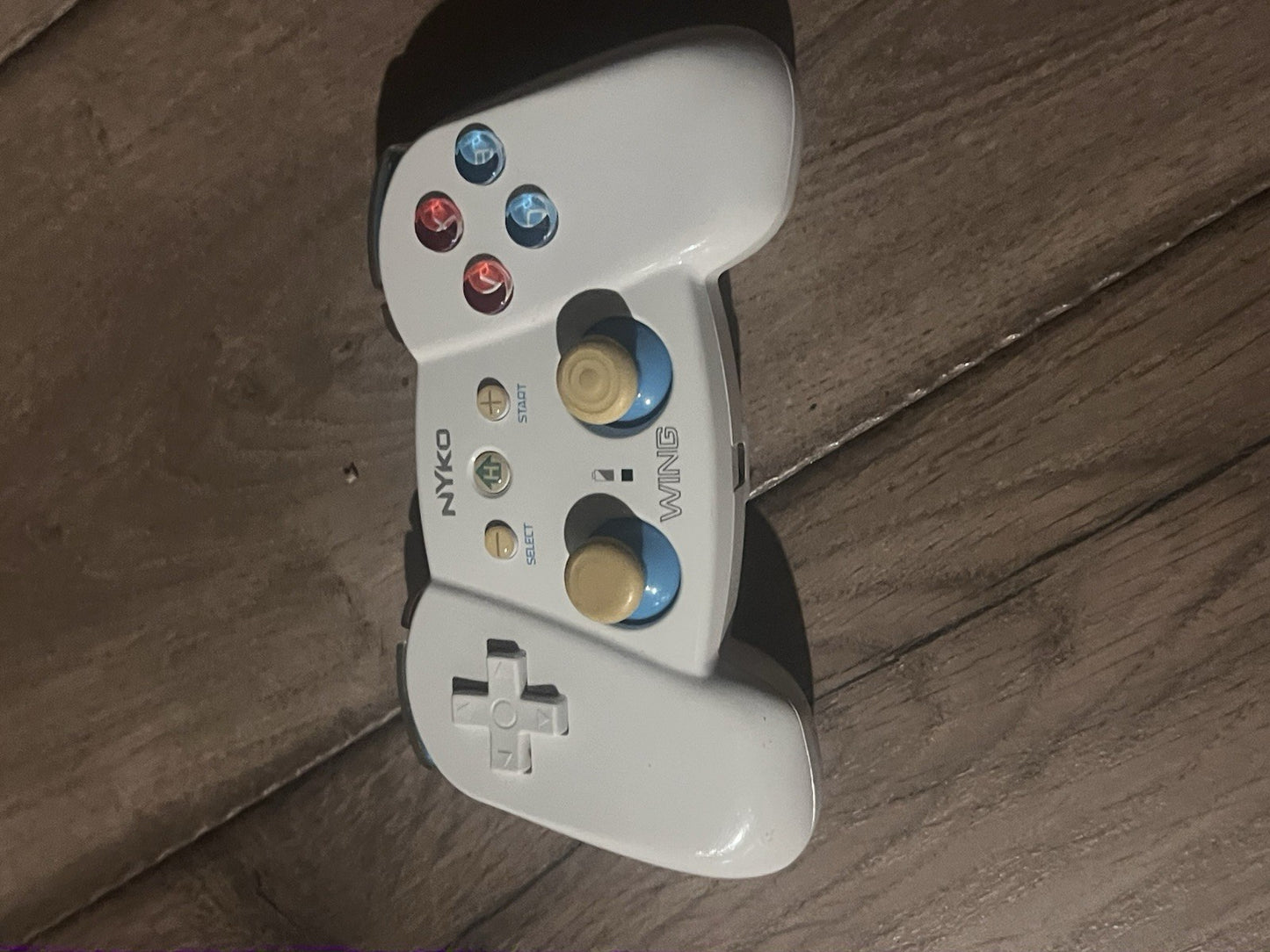 NYKO Wii Wing Wireless Controller NO BATTERY COVER