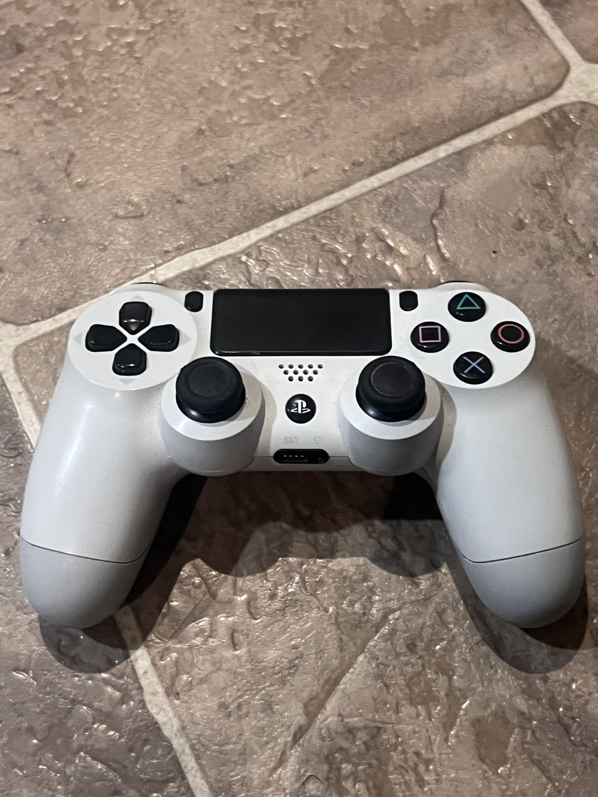 PlayStation 4 PS4 DualShock Wireless Controller White