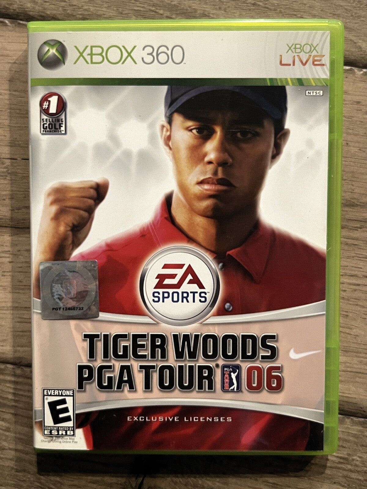 Tiger Woods PGA Tour 06 (Microsoft Xbox 360, 2005) CIB