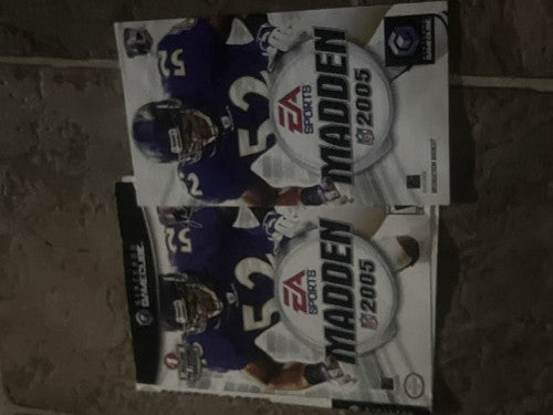 Madden NFL 2005 (Nintendo GameCube, 2004) CASE + MANUAL ONLY