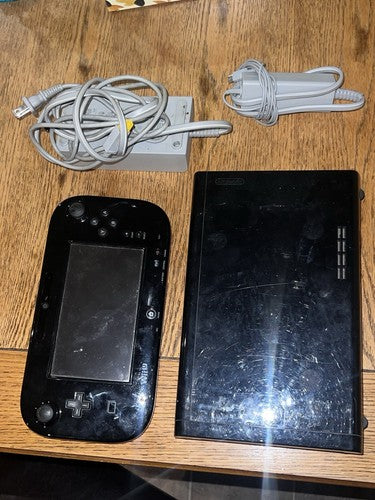 Nintendo Wii U 32GB Deluxe Set Black OEM Tested And Working