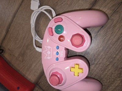 Nintendo Wii Wii U Princess Peach Controller Fight Pad Super Smash Bros Mario