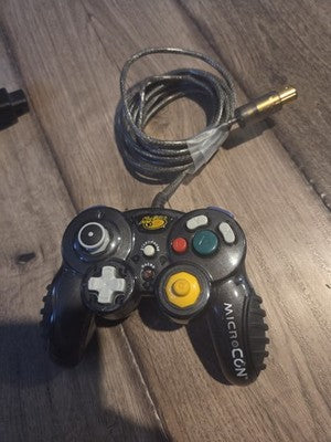 Micro Con Controller by MadCatz for Nintendo Gamecube Grey