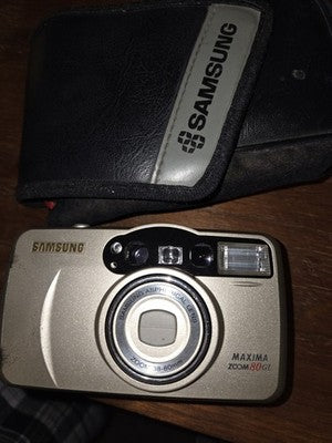 Samsung Maxima Zoom 80GL Point & Shoot Camera Silver Untested Power