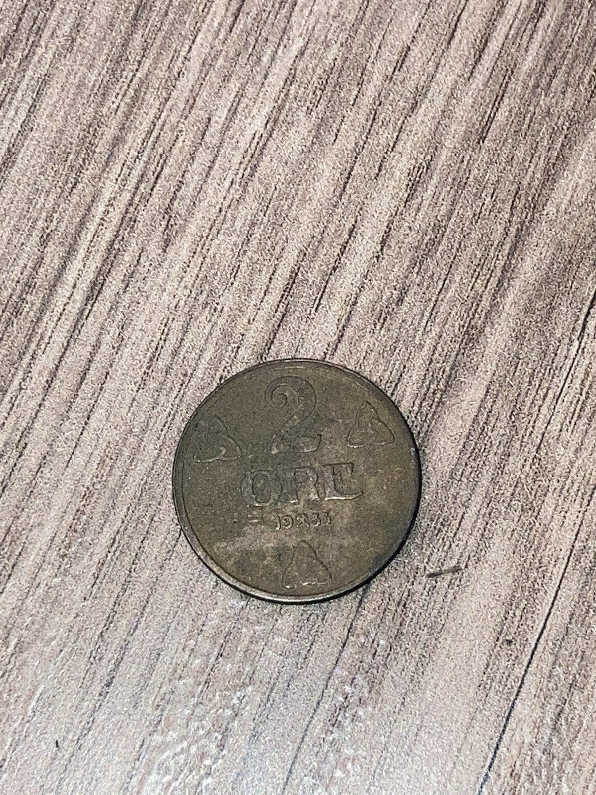 Norway 2 Ore 1933 Bronze Two Cents Pence coin King Haakon VII
