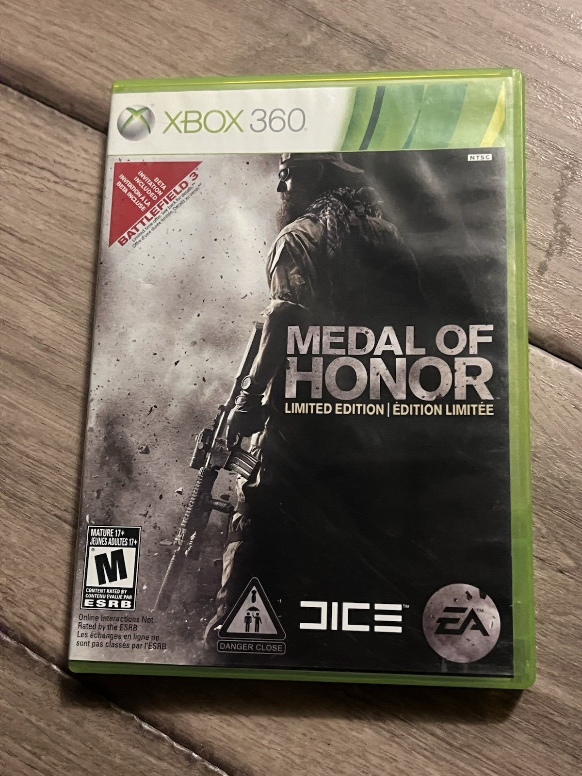 Medal of Honor: Limited Edition (Microsoft Xbox 360, 2010) CIB