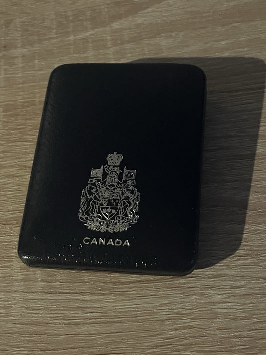 1976 Canada $1 Coin Voyageur Dollar (With RCM Box)