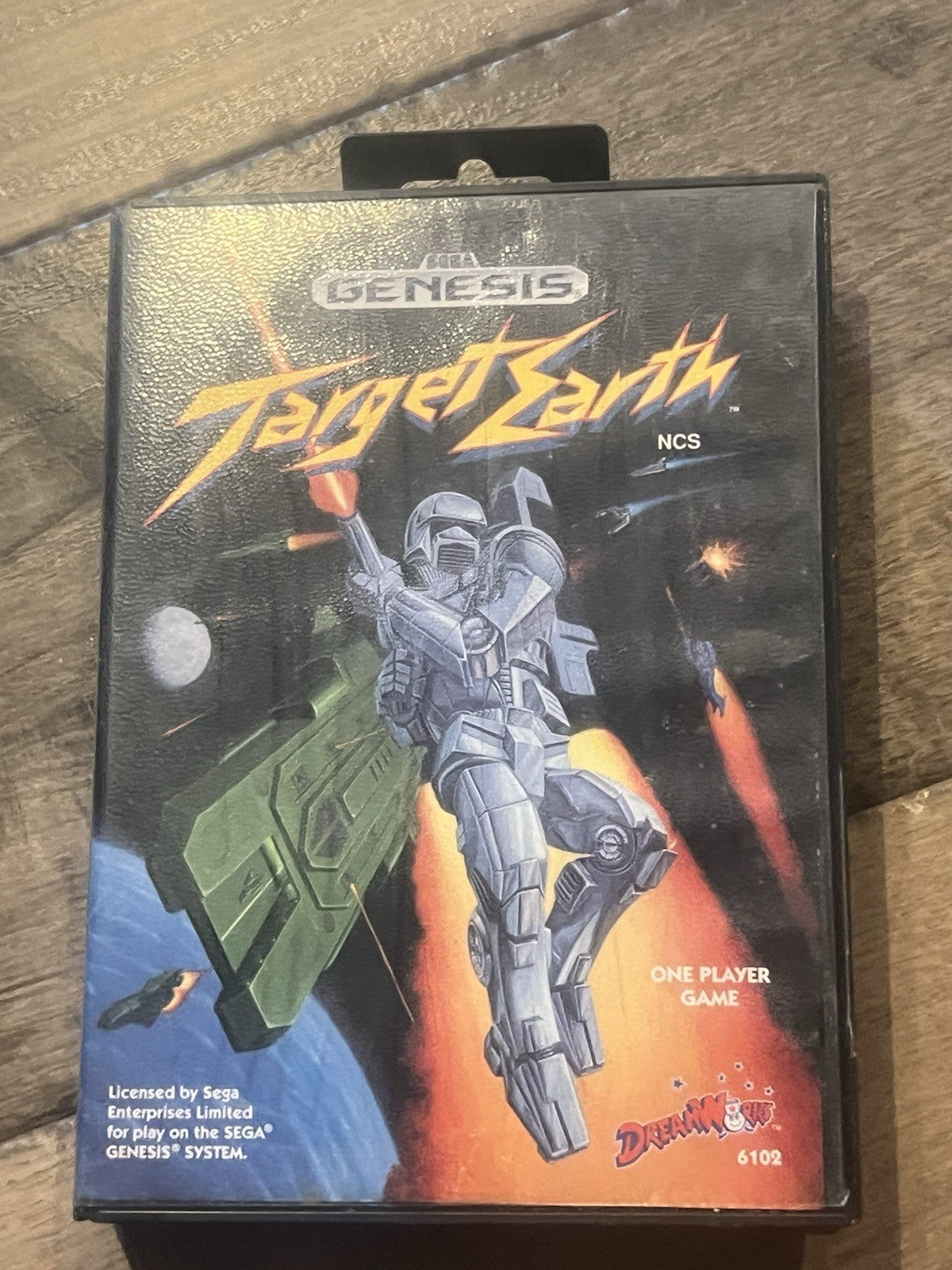 Target Earth (Sega Genesis, 1990) WITH BOX NO MANUAL