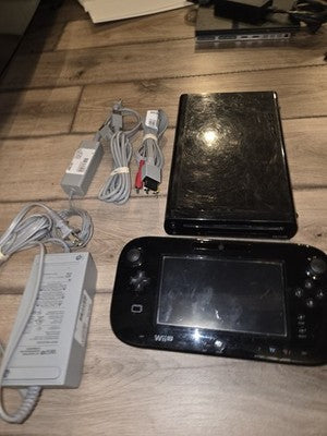 Nintendo Wii U 32GB Black Console Bundle With Gamepad And Cables
