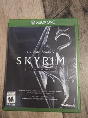 Elder Scrolls V: Skyrim - Special Edition (Xbox One, 2016) CIB COMPLETE NO MAP
