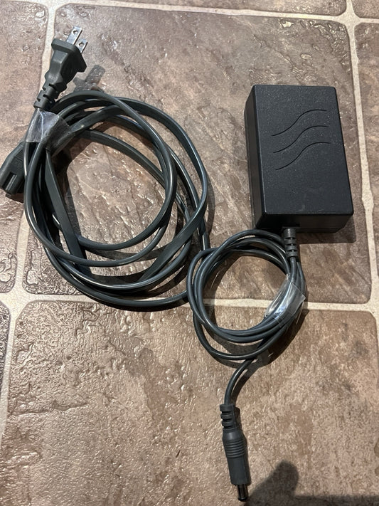 Microsoft AC Adapter Power Supply 12V 2.5A Model: STD-1225M And X809802-001