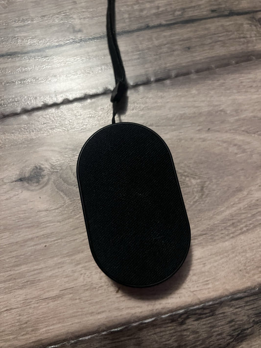 Blackweb Hanging Bluetooth Portable Speaker (IPX5) Black BWA21AAA07C